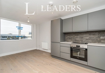 1 bed flat/apartment for rent in Compass Point, 450 Romsey Road, Southampton, SO16