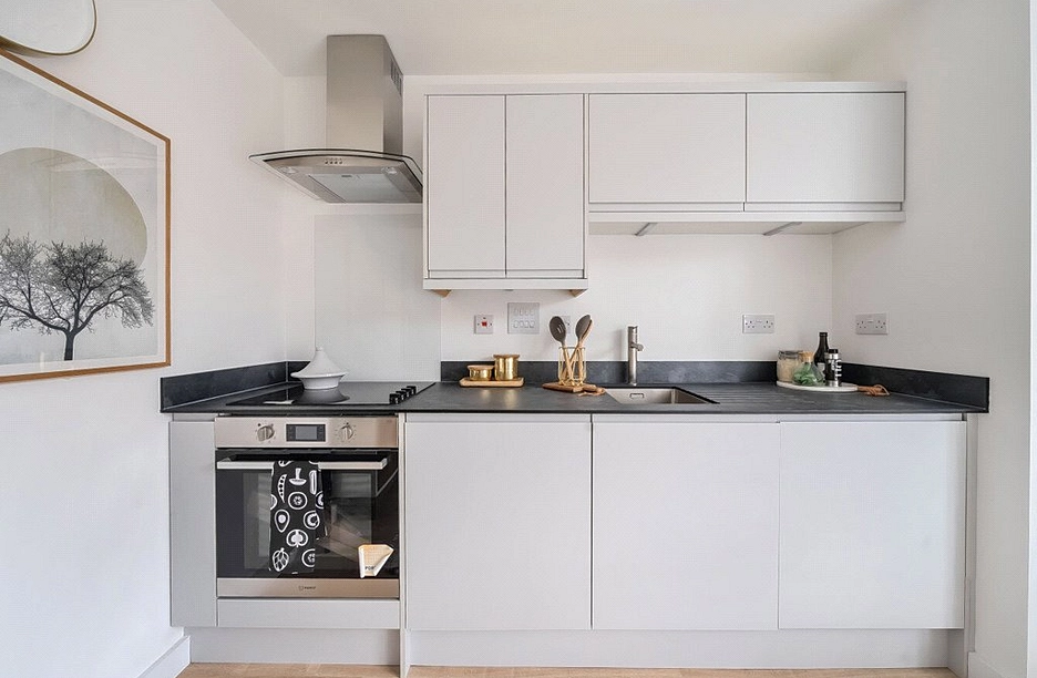 property to rent - Lance House, 16-18 Upper Banister Street, Southampton, SO15 - Property View 1