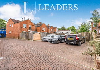 4 bedroom apartment to rent - Warren Avenue, Southampton, SO16 - Property View 1