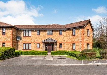 2 bedroom apartment to rent - Kern Close, Southampton, Hampshire, SO16 - Property View 1