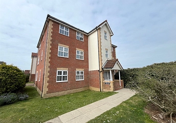 2 bed flat/apartment for rent in Quebec Close, Eastbourne, BN23
