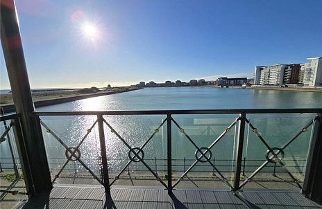 2 bedroom apartment to rent - Macquarie Quay, Sovereign Harbour North, Eastbourne, BN23 - Property View 3