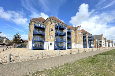 2 bedroom apartment to rent - Ensenada Reef, Eastbourne, East Sussex, BN23