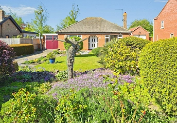 2 bedroom bungalow for sale - Roman Road, Moulton Chapel, Spalding, Lincolnshire, PE12 - Property View 1
