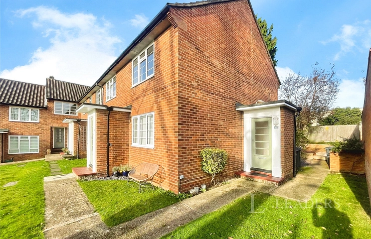 2 bedroom property to rent - The Lawns, Mount Pleasant, St Albans, AL3