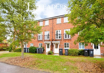5 bed house for rent in Cunningham Avenue, Hatfield, Hertfordshire, AL10
