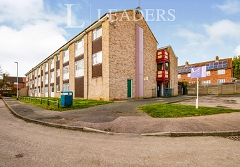 2 bed flat/apartment for rent in Sandringham Court, Cats Lane, Sudbury, CO10