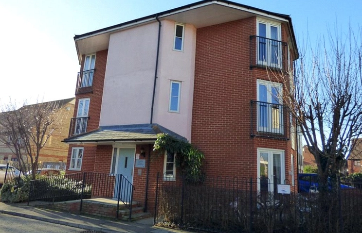 3 bedroom house to rent - Priory Gardens, Sudbury, CO10