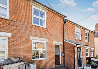 2 bed house for rent in Colne Road, Halstead, Essex, CO9