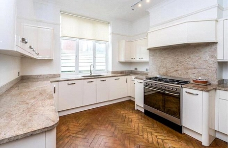 3 bedroom apartment to rent - Charter House, Mulgrave Road, Sutton, SM2 - Property View 2