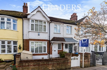 4 bedroom house to rent - Caesars Walk, CR4