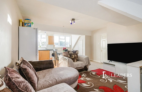 2 bedroom apartment to rent - Egmont Road, Sutton, SM2 - Property View 2