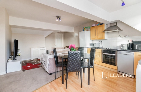 2 bedroom apartment to rent - Egmont Road, Sutton, SM2 - Property View 3