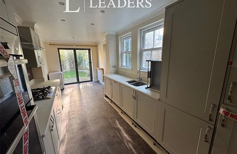 5 bedroom house for sale - Barden Road, Tonbridge, Kent, TN9 - Property View 2