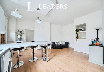 2 bedroom maisonette for sale - High Street, Seal, Sevenoaks, Kent, TN15 - Property View 1