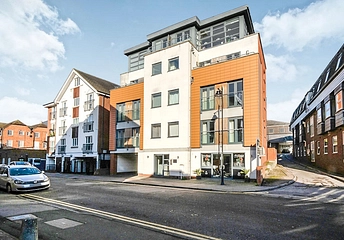 1 bed flat/apartment for rent in Lyons Crescent, Tonbridge, Kent, TN9