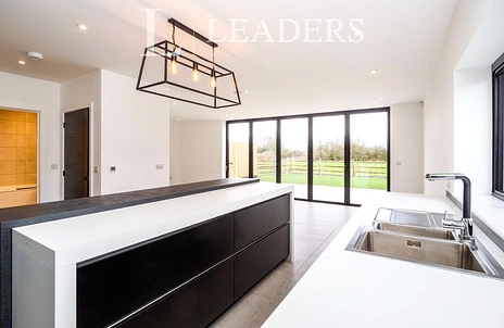 2 bedroom bungalow to rent - The Cow Sheds, Old Hay, Brenchley, TN12 - Property View 3