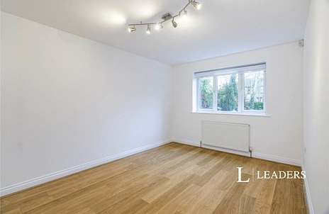 5 bedroom house to rent - Hersham Road, Hersham, Walton-on-Thames, KT12 - Property View 3