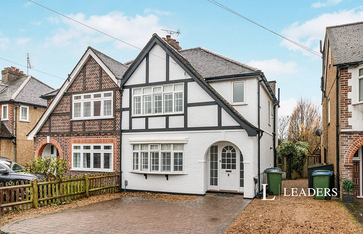 3 bedroom house to rent - Hampton Court Avenue, East Molesey, Surrey, KT8