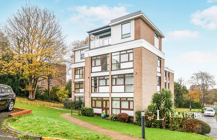 2 bedroom apartment to rent - Beechcroft Manor, Weybridge, Surrey, KT13