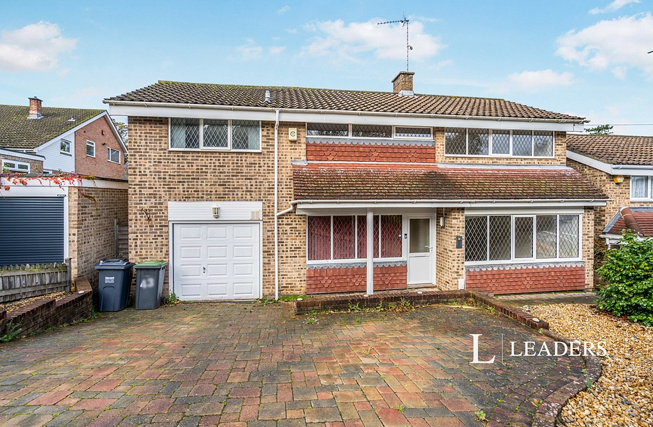 4 bedroom house to rent - Hurstville Drive, Waterlooville, Hampshire, PO7 - Property View 1