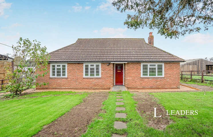 3 bedroom bungalow to rent - Pitymoor Lane, Southwick, Fareham, Hampshire, PO17