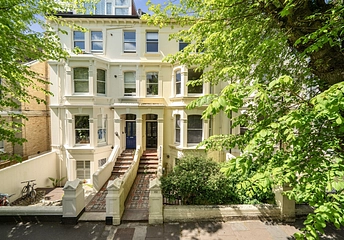 2 bedroom apartment for sale - St. Aubyns, Hove, East Sussex, BN3 - Property View 1