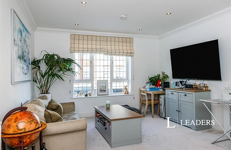 1 bedroom house to rent - York Road, KT13 - Property View 2