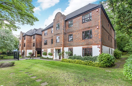 1 bedroom apartment to rent - St Michaels Court, Princes Road, Weybridge, KT13 - Property View 2