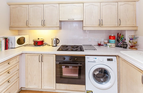 1 bedroom apartment to rent - St Michaels Court, Princes Road, Weybridge, KT13 - Property View 3