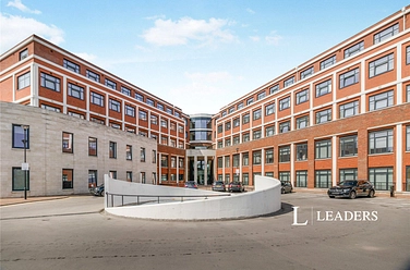 2 bedroom property to rent - Syward Place, 40-48 Pyrcroft Road, Chertsey, KT16