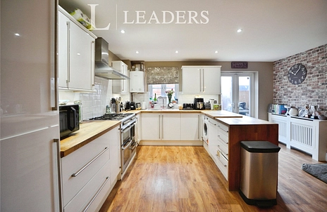 4 bedroom house for sale - Britten Crescent, Witham, Essex, CM8 - Property View 3