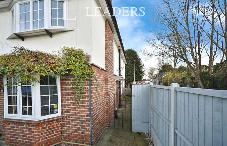 3 bedroom maisonette for sale - Hayes Close, Chelmsford, Essex, CM2