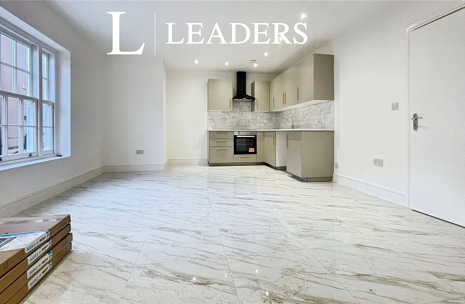 2 bedroom apartment to rent - East Street, Rochford, Essex, SS4 - Property View 1