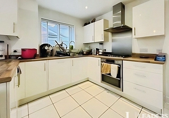 1 bedroom detached to rent - Bamboo Crescent, Braintree, Essex, CM7 - Property View 1