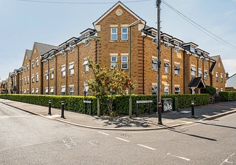 1 bedroom apartment for sale - Victoria Place, North Road, Woking, Surrey, GU21 - Property View 1