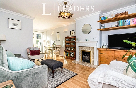 3 bedroom house for sale - Braycourt Avenue, Walton-on-Thames, Surrey, KT12 - Property View 3