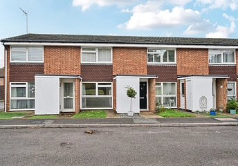 1 bedroom apartment for sale - Windsor Place, Windsor Street, Chertsey, Surrey, KT16 - Property View 1