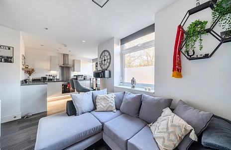 1 bedroom apartment for sale - Four Corners Chertsey, Pound Road, Chertsey, Surrey, KT16 - Property View 2