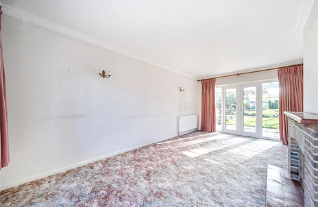 3 bedroom house for sale - Hawkewood Road, Sunbury-on-Thames, Surrey, TW16 - Property View 3