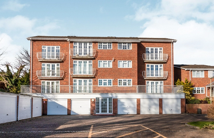 1 bedroom apartment to rent - Belgrave Manor, Woking, GU22