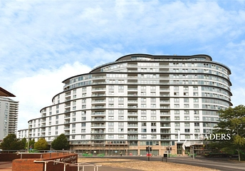 2 bed flat/apartment for rent in Centrium, Station Approach, Woking, GU22