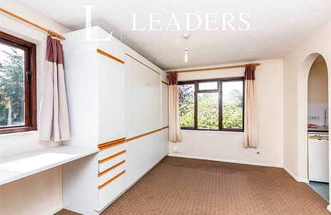 studio to rent - Tintagel Way, Woking, GU22 - Property View 3