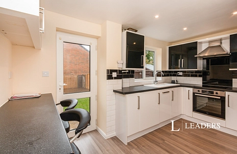 2 bedroom house to rent - Calleva Close, Basingstoke, RG22 - Property View 2