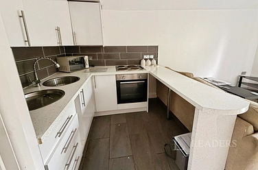 1 bedroom apartment to rent - High Oak, DY5