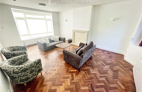 5 bedroom house for sale - Oldbury Road, Worcester, Worcestershire, WR2 - Property View 2