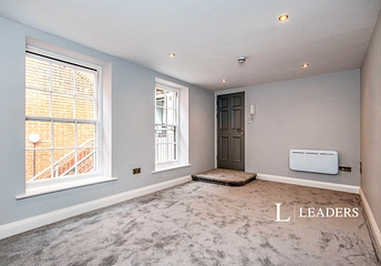1 bed flat/apartment for rent in Broad Street, Worcester, Worcestershire, WR1