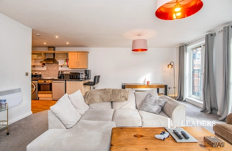 2 bedroom apartment to rent - Magdala Court, The Butts, WR1 - Property View 3