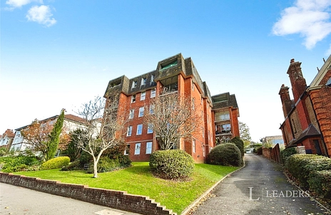 2 bedroom apartment to rent - Whistler Court, 26 Preston Park Avenue, Brighton, BN1 - Property View 2
