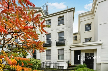2 bedroom apartment to rent - Montpelier Crescent, Brighton, East Sussex, BN1